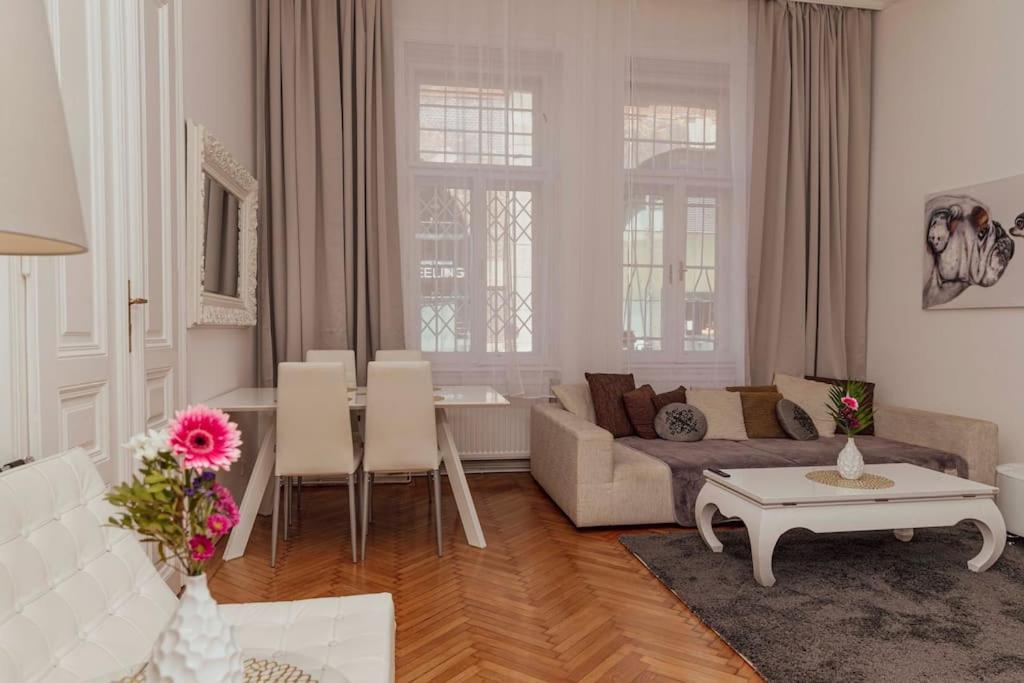 Modern Stylish Comfortable 2 Bedroom Apartment Vienna Exterior photo