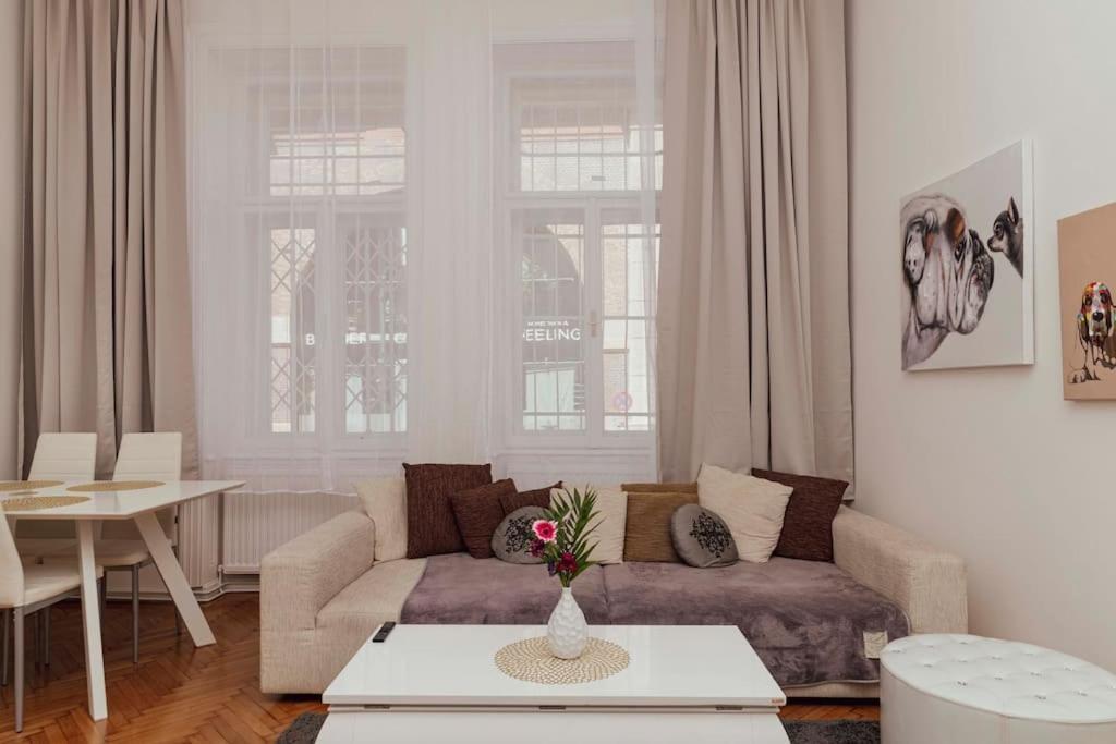 Modern Stylish Comfortable 2 Bedroom Apartment Vienna Exterior photo